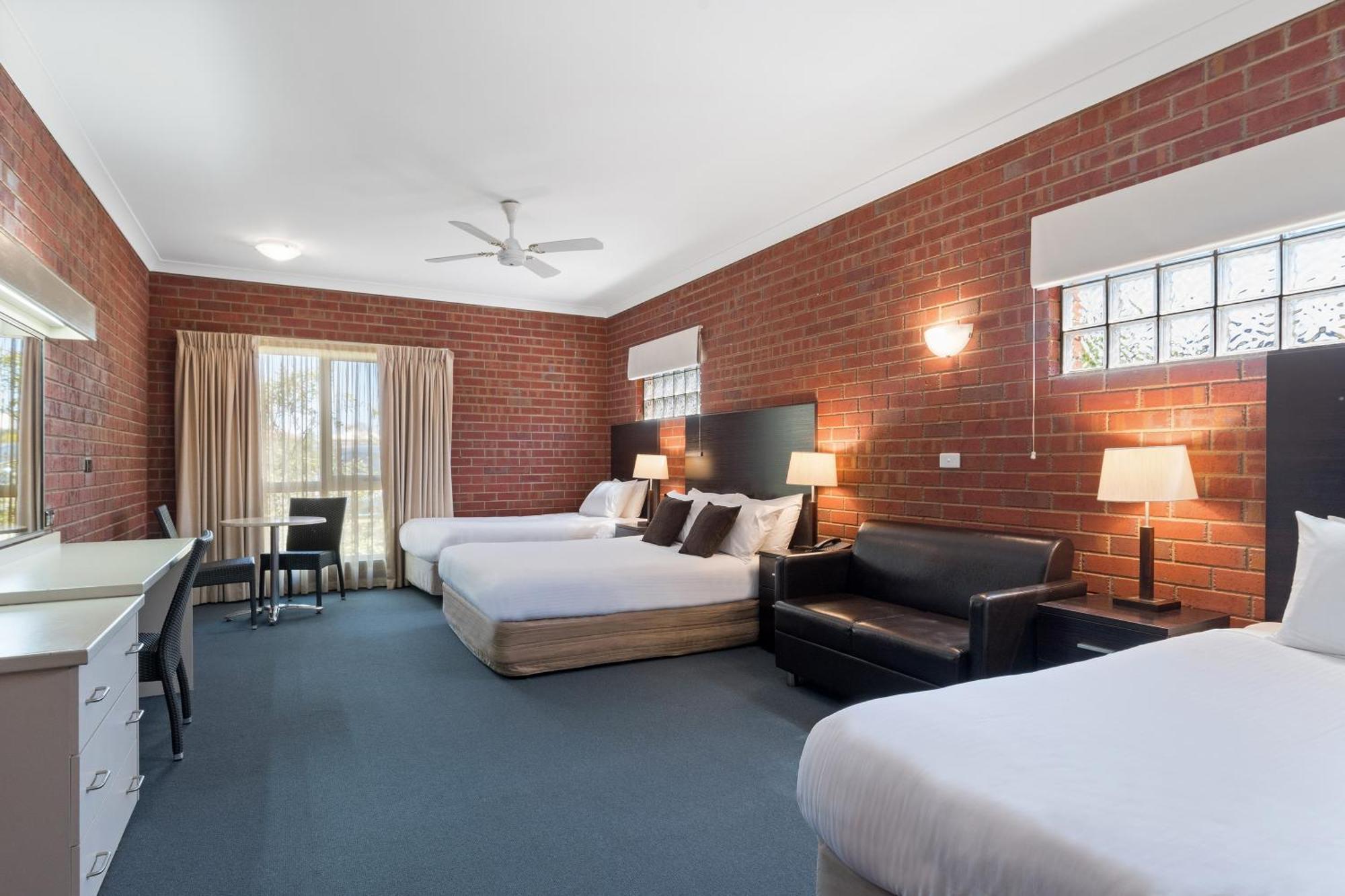 Burke And Wills Motor Inn סוון היל חדר תמונה